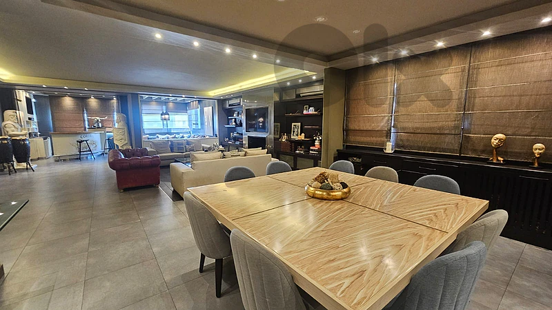 4BR Luxury Apartment for Sale in Hazmieh - 370sqm