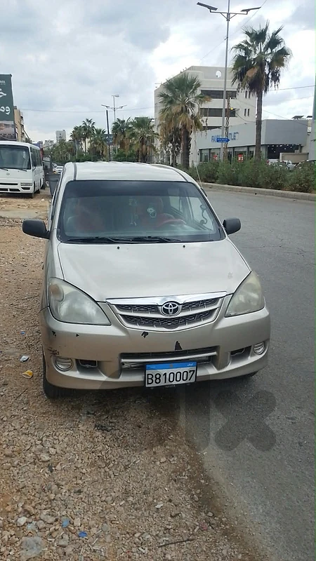 Toyota Avanza 2010 g Toyota Avanza 2010 g