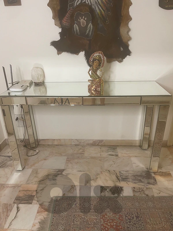 mirror table