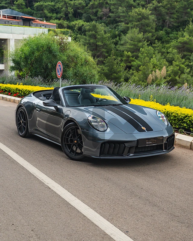 Porsche 911 GTS 2025 , Under Warranty , PORSCHE BEIRUT , 5.000Km Porsche 911 GTS 2025 , Under Warranty , PORSCHE BEIRUT , 5.000Km