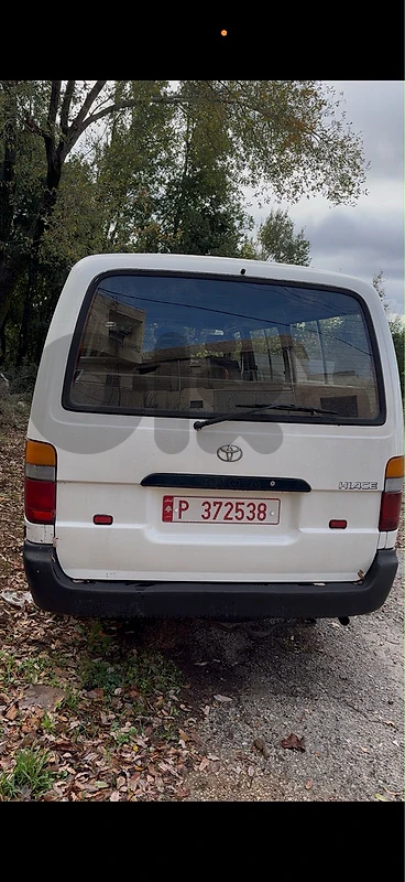 Toyota Hiace 1996 + نمرة حمراء Toyota Hiace 1996 + نمرة حمراء