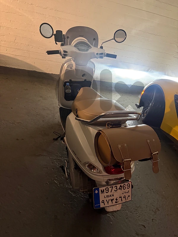 2023 vespa 150