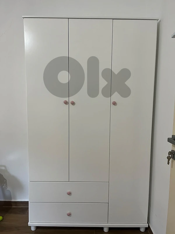 closet and drawers