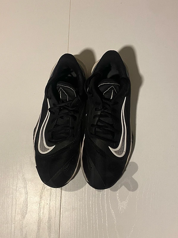 Nike precision 7 basketball shoes