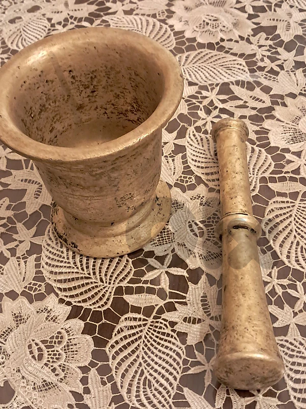 هاون قديم عمره اكثر من ١٠٠ عام للبيع