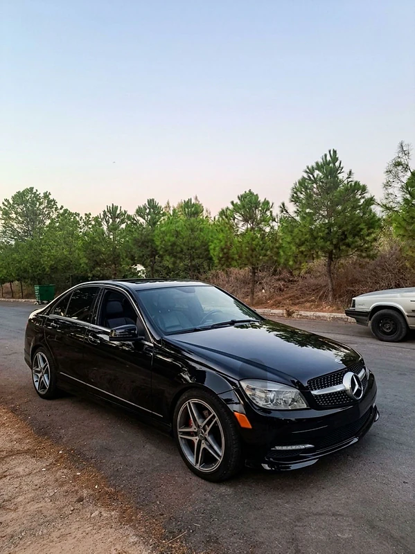 Cleanest Mercedes C300 2010 4matic | 76071276 Cleanest Mercedes C300 2010 4matic | 76071276