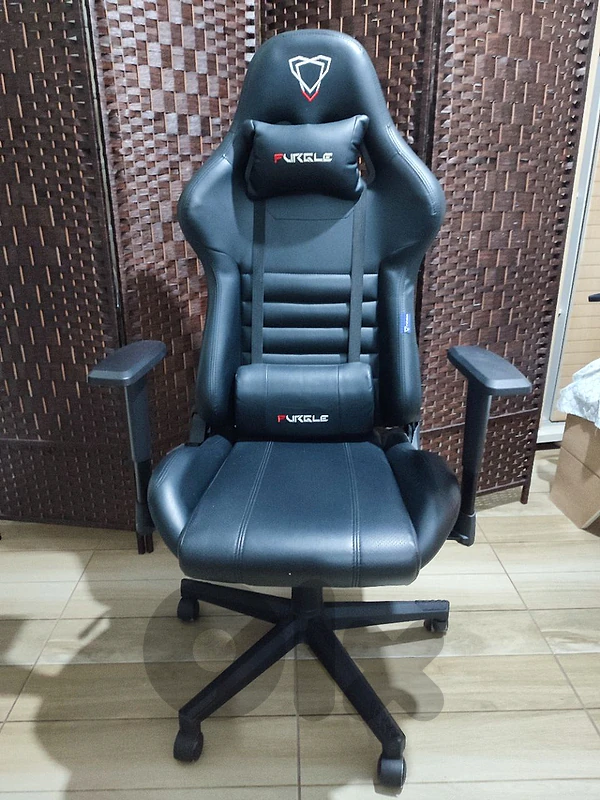 GAMING CHAIR