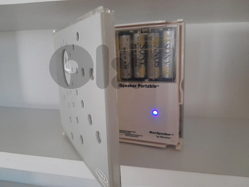 speaker dual in cd box shap.