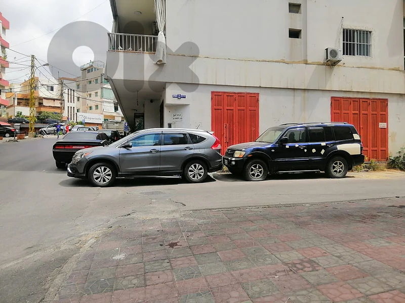 Exclusive Warehouse for sale in Ras EL Dekweneh 2 Facades