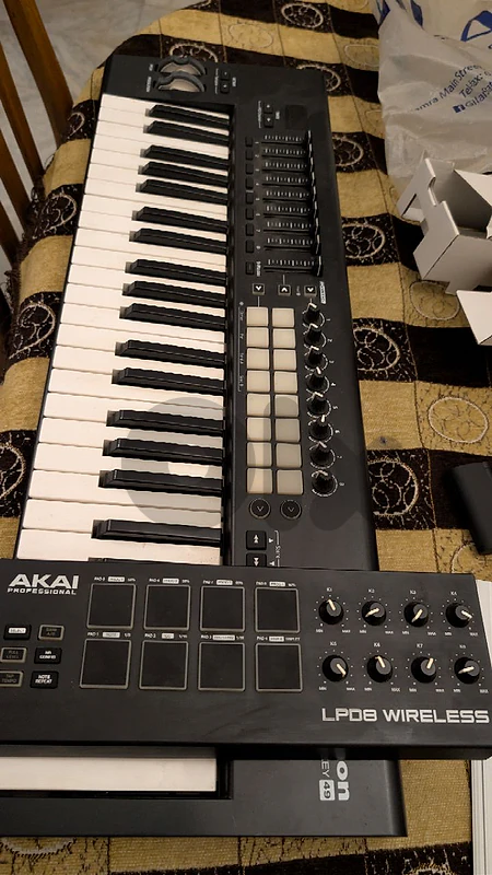 novation lunchkey 49 with free gift