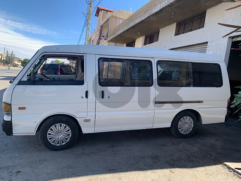 Mazda Other 1987 فان مازدا بنزين مسجل بل اسم