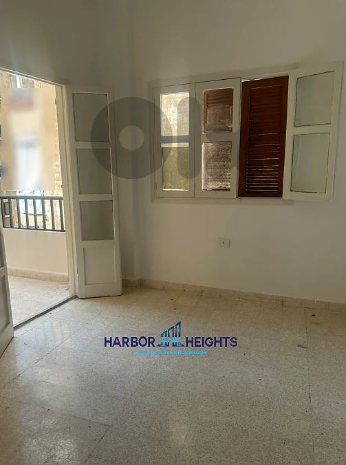 Apartment for Rent in Sad El Baouchriyeh - شقة للإيجار في سد البوشريه