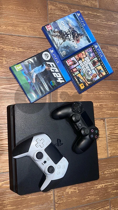 PS4 slim 1TB used like new