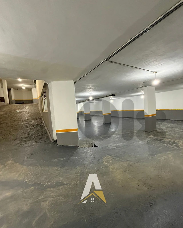 500 SQM Warehouse In Zalka