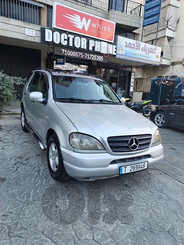 Mercedes-Benz ML-Class 2000 2000