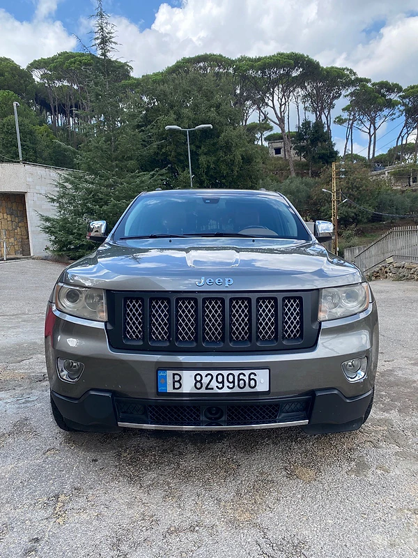 Jeep Grand Cherokee 2011 overland