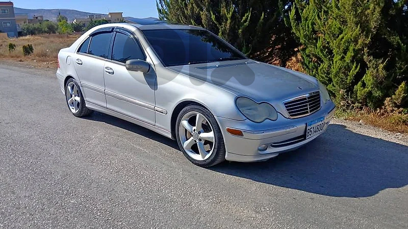 Mercedes-Benz C230 2004