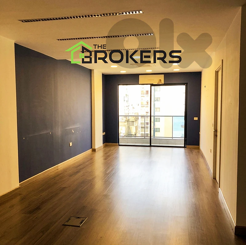 Office for Rent in Ain Al Mraiseh مكتب للايجار في عين المريسة