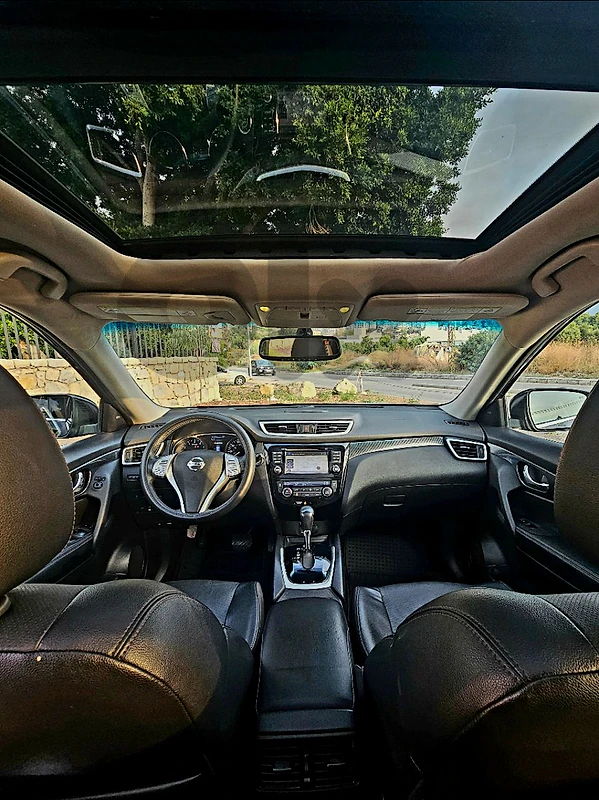 one owner- Nissan Rogue 2016  SL 4WD - Fully loaded