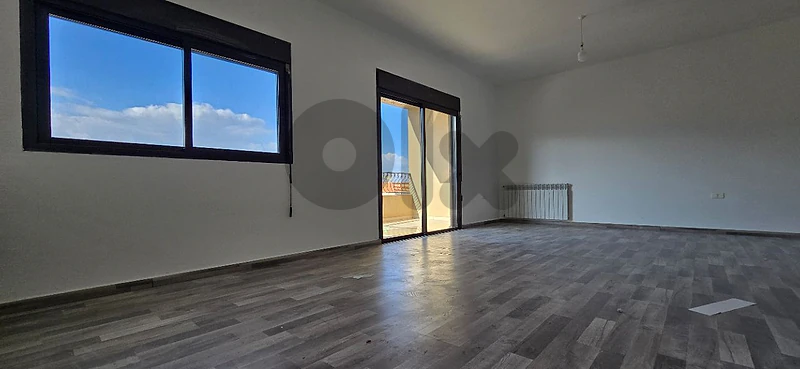 ballouneh 170m 3 bed 3 wc first floor open view for 500$