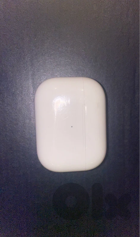 Airpods Pro like new very good condition only 50$
