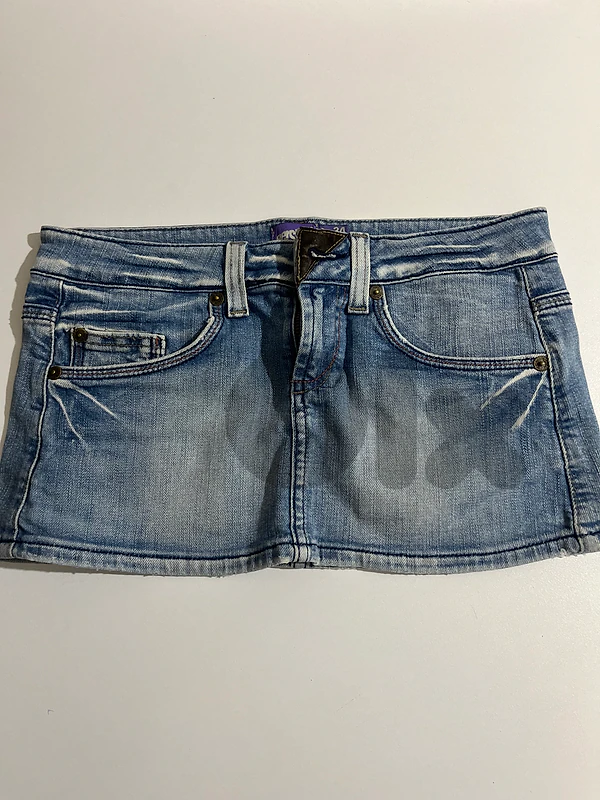 Vintage Bershka Low-Rise Denim Mini Skirt | Y2K Acid Wash, Size EUR 34