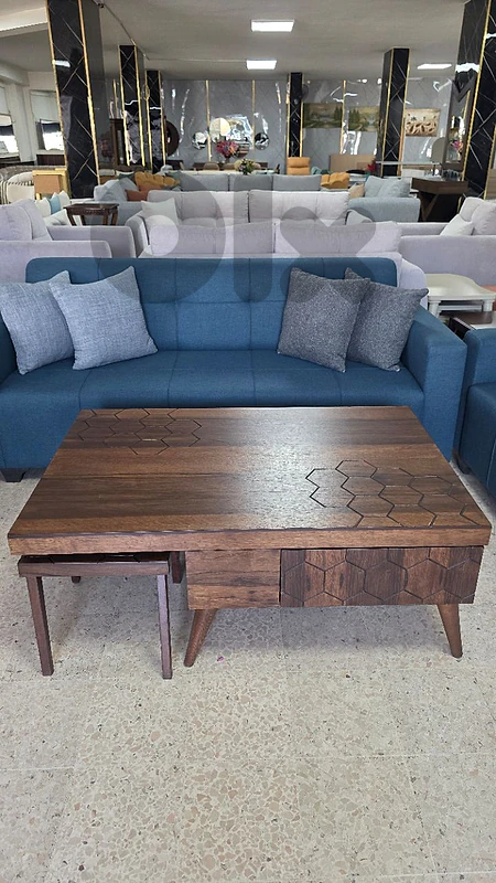طاولة نصف موبيليا. Center table mobilia