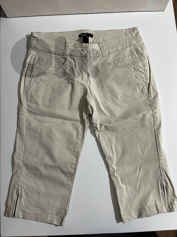 Mango Basics Beige Capri Pants / Knee-Length Trousers Size EUR 38