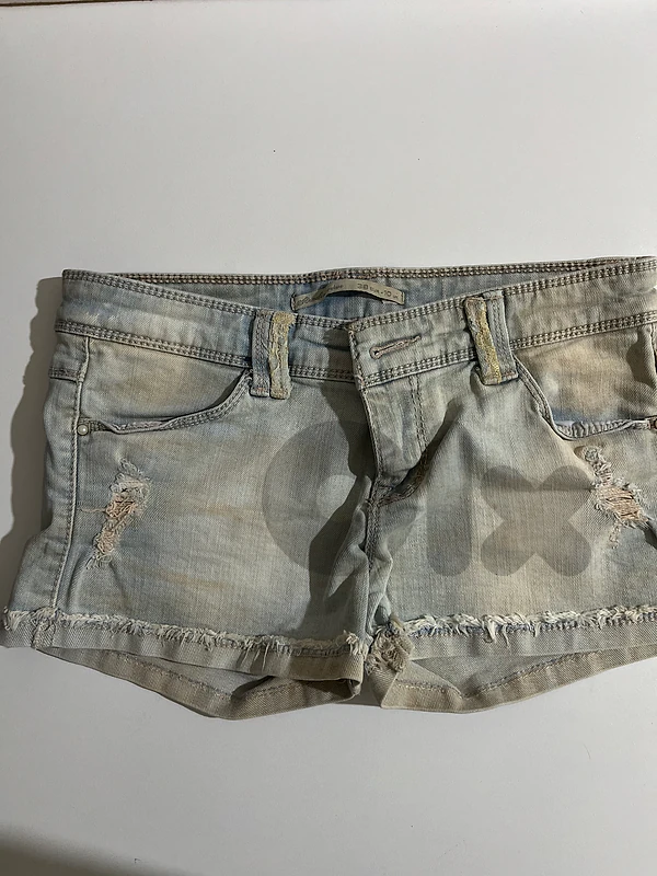Vintage Stradivarius Distressed Denim Shorts | Light Wash, Size EUR 38