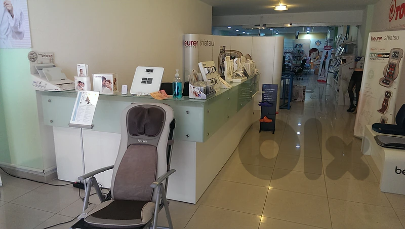 Large Reception & Cashier L-shaped Desk