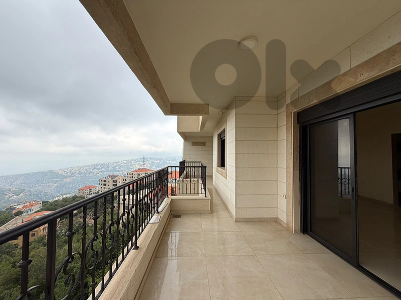 Deluxe Apartment for Sale–Ain El Kharroubehشقة فاخرة للبيع–عين الخروبة