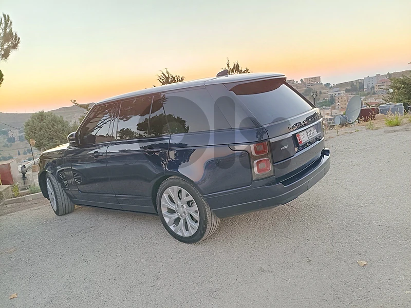 Land Rover Range Rover 2018 HSE SuPer Charged Land Rover Range Rover 2018 HSE SuPer Charged
