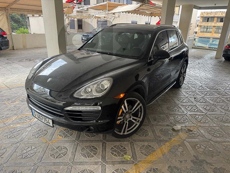 Porsche Cayenne 2011