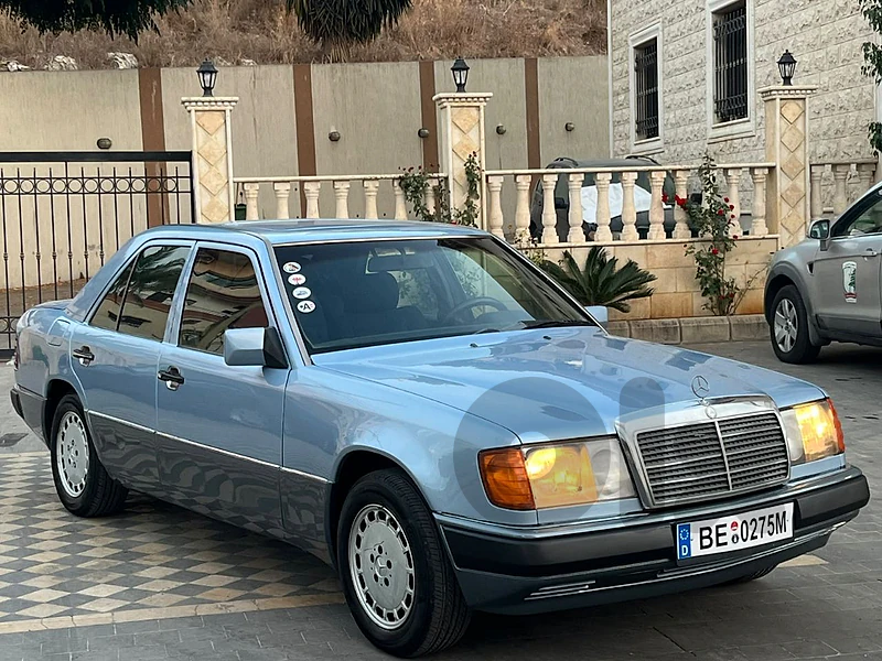 مرسيدس بنز أيه كلاس 1992 E300