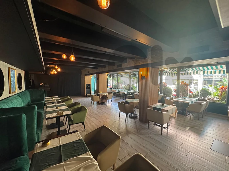 RWK322EN - Prime Location Restaurant for Rent in Kaslik