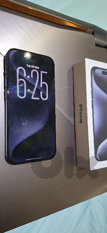 Iphone 15 pro 128G deep blue not open or repaired at all