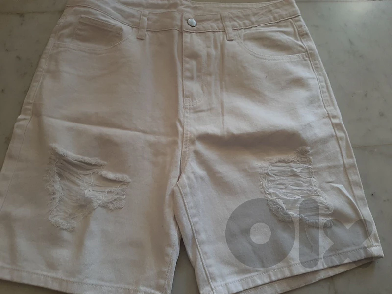 Short شورت رجالي