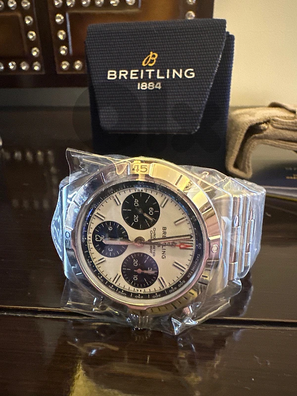 BREITLING watch