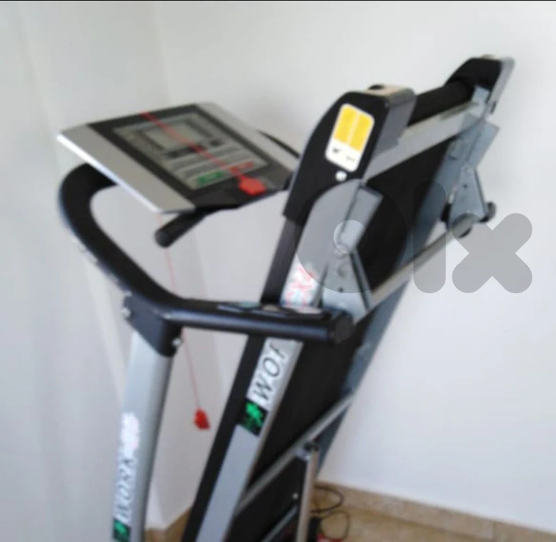 treadmill  تردمل للبيع مكنة مشي مش مستعمله كتير