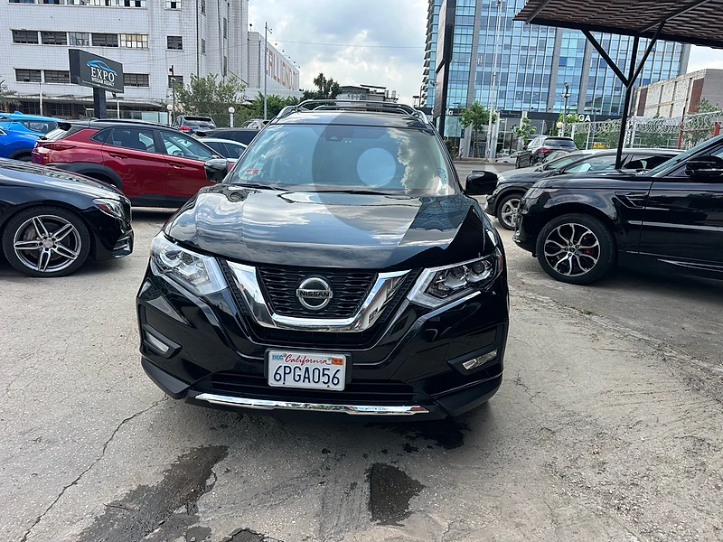 Nissan Rogue 2019 SL AWD very claen Black panoramic Nissan Rogue 2019 SL AWD very claen Black panoramic