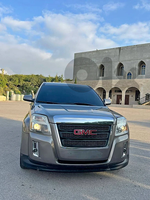 GMC terrain  2010
