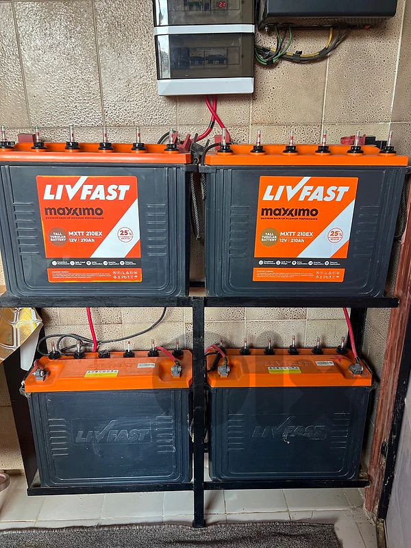 inverter + 4 batteries