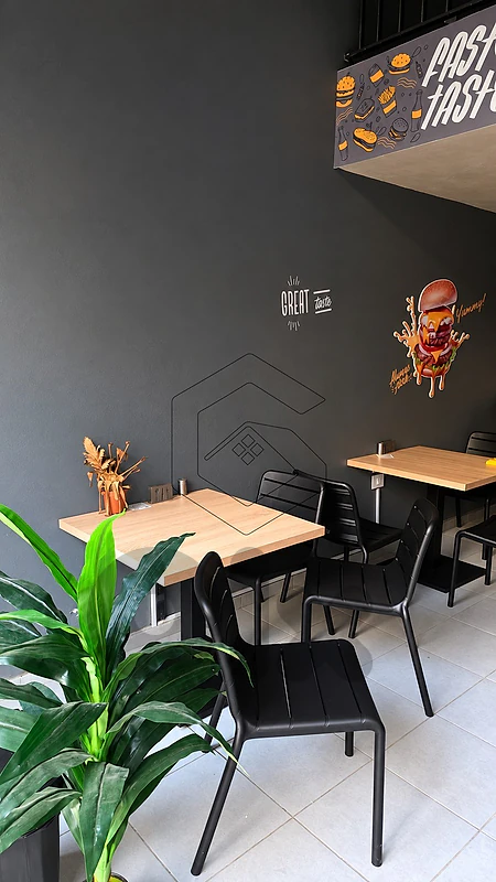 GM756RAJ Restaurant business for Rent in Baouchrieh مطعم كامل للإيجار