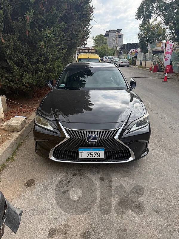 Lexus ES-Series 2019 es300 hybrid Lexus ES-Series 2019 es300 hybrid