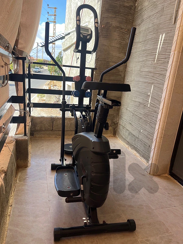 Elliptical Cross Trainer / Elliptical Exercise Machine