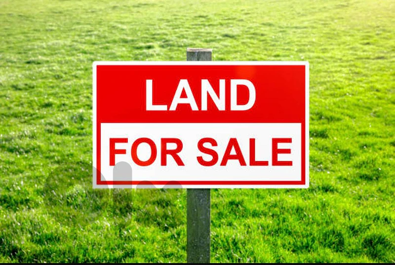 ZE6-5450 Land for Sale in Louaizeh, Baabda | 1,400 sqm