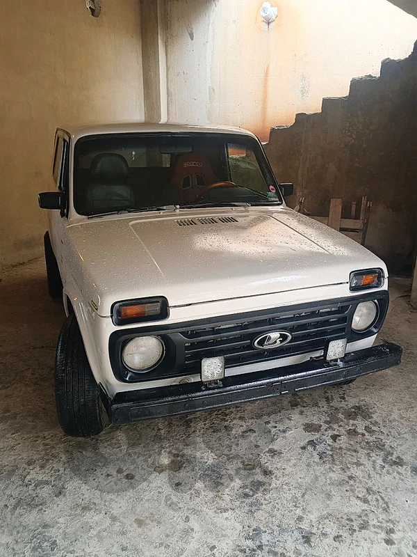 Lada Niva 2010 2010 Lada Niva 2010 2010
