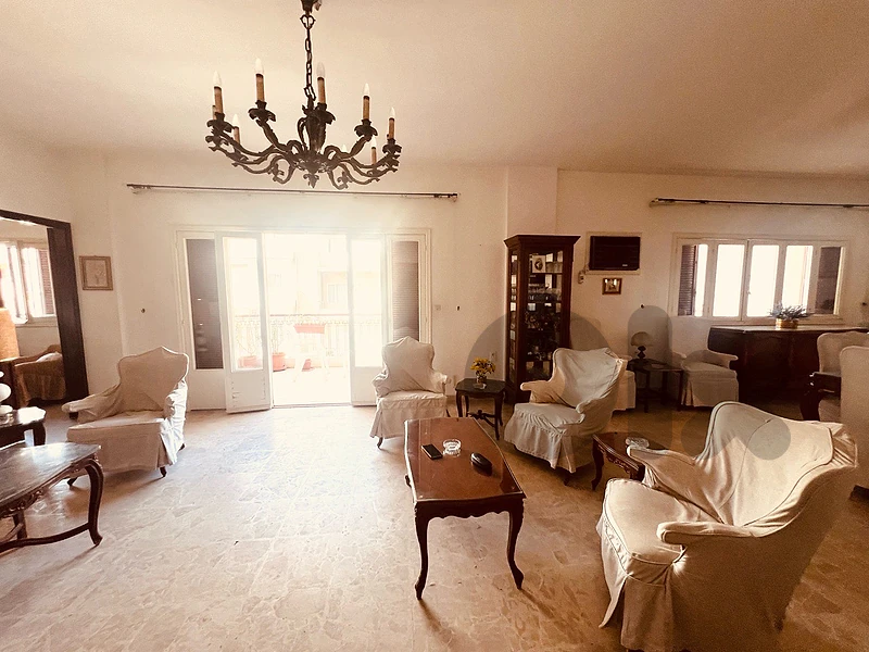 Achrafieh Great Investment Opportunity 280m2 Parkings