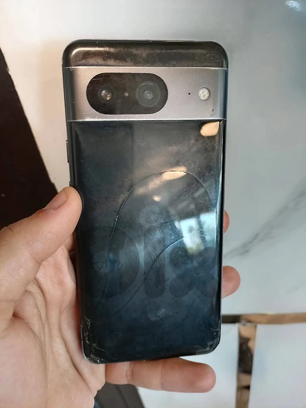 Google pixel 8 بيع او تبديل