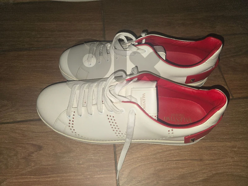 VALENTINO